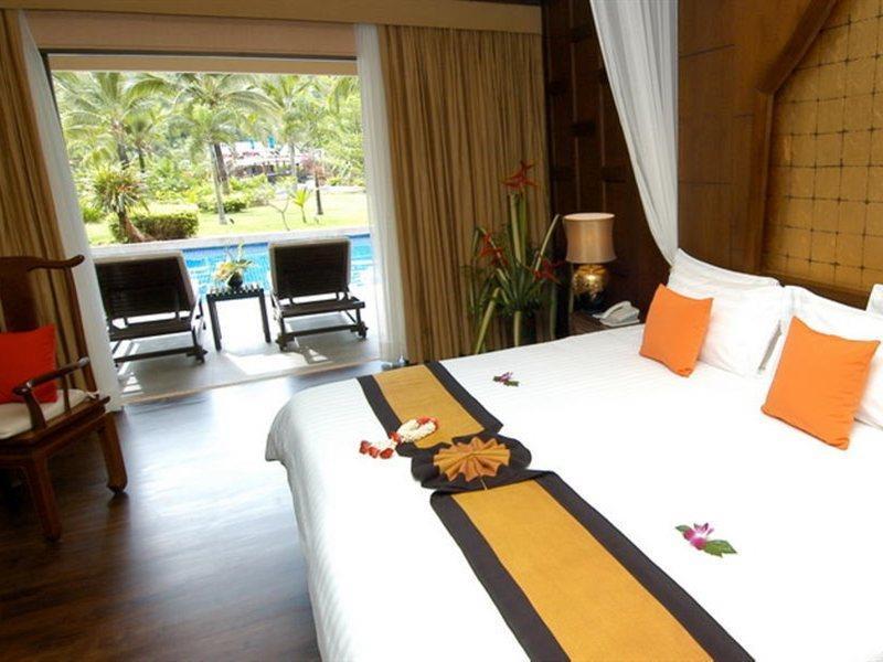 Marriott Resort And Spa Nai Yang Beach Kültér fotó